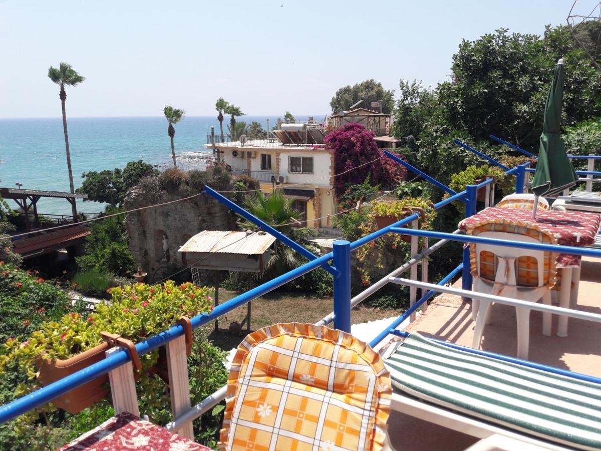 Antonios Motel Side Exterior foto